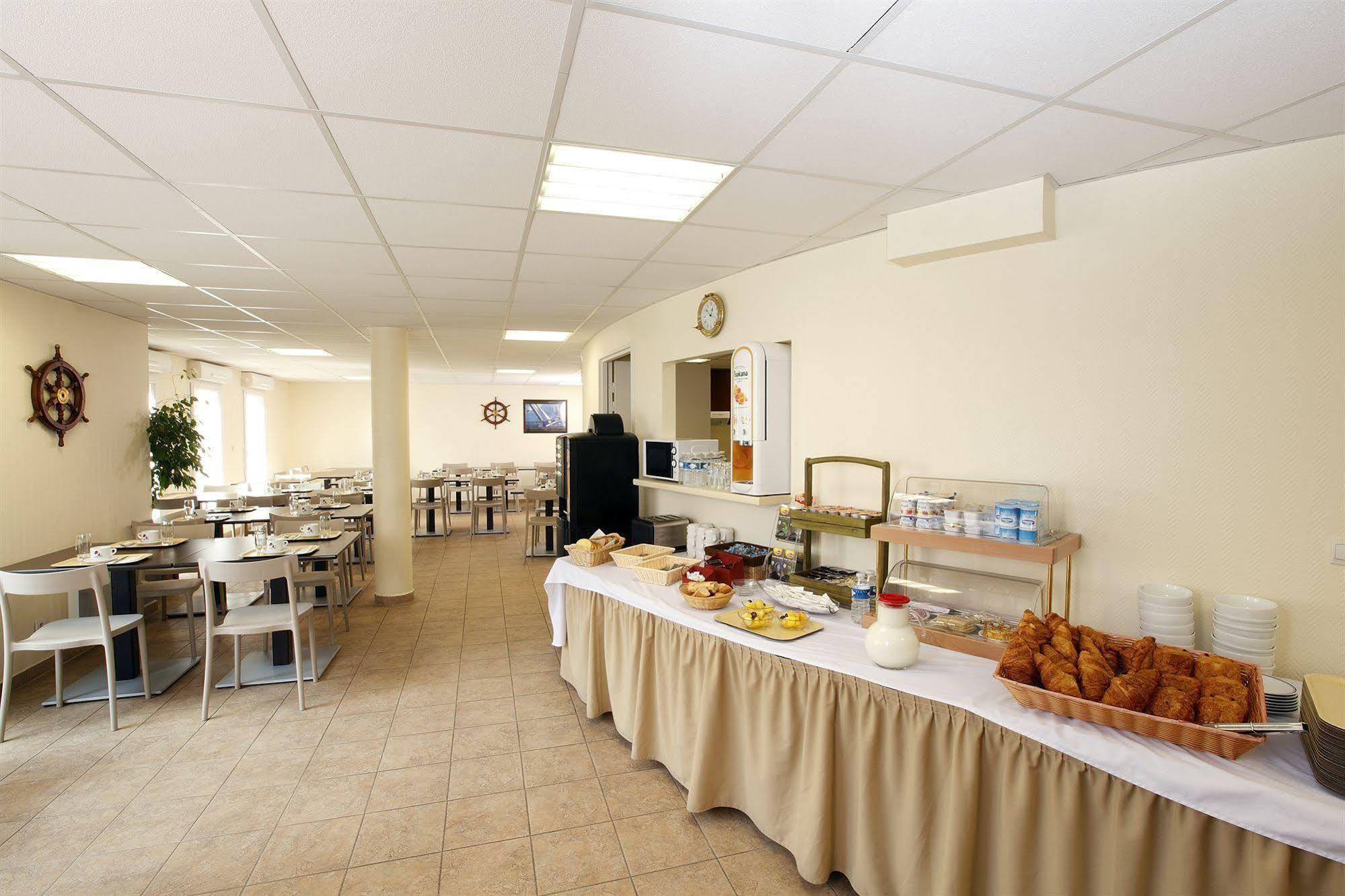 Appart'City Pontoise Cergy-Le-Haut Exterior photo